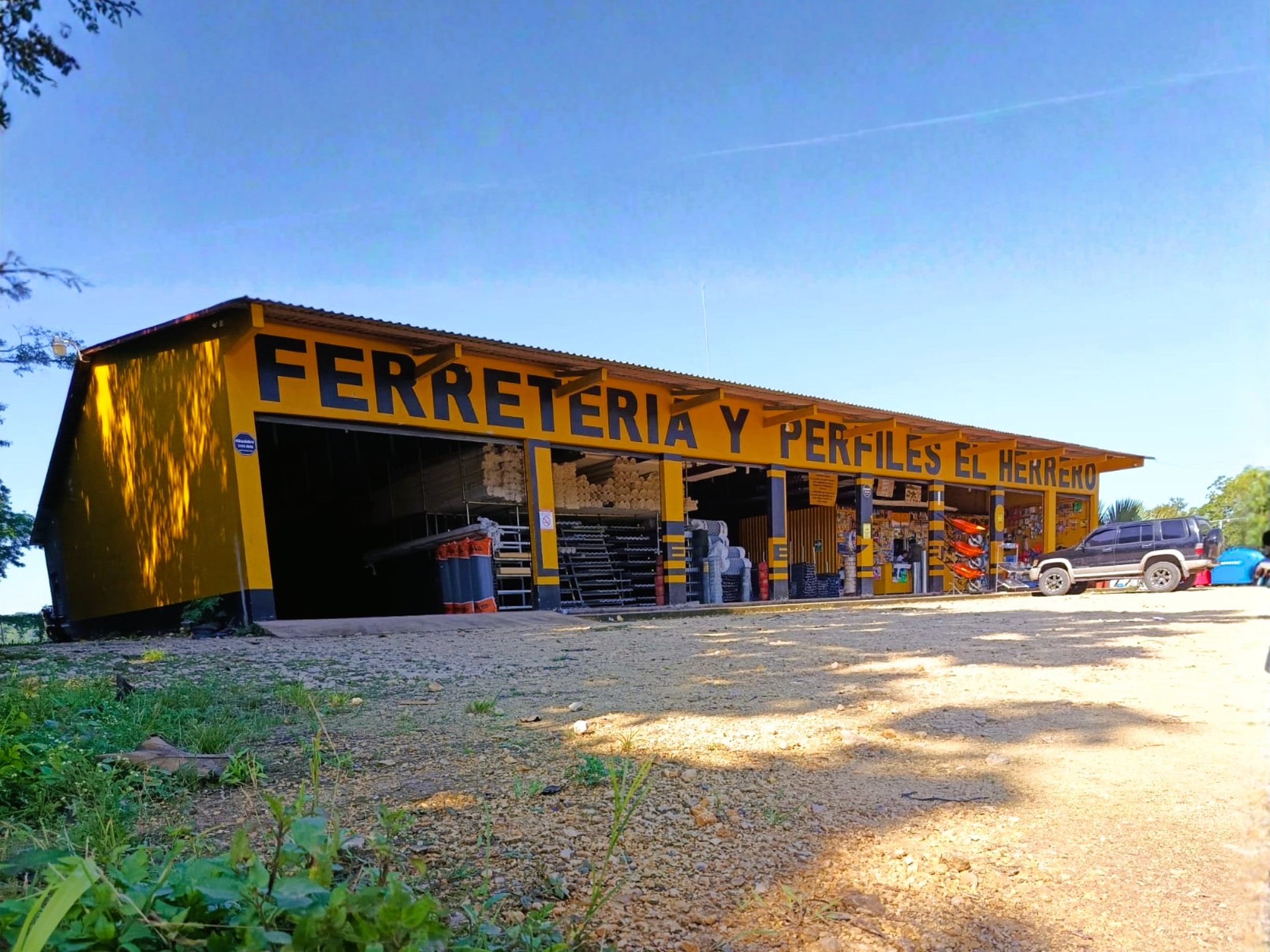 Fachada de sucursal Las Cruces